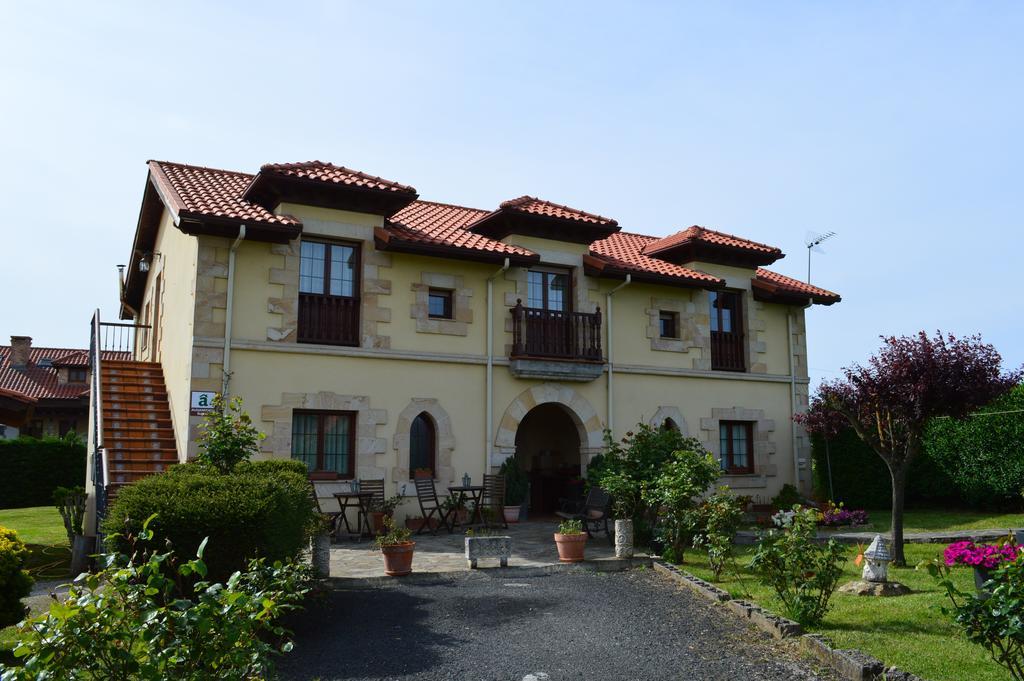 Posada El Jardin Santillana del Mar Exterior foto